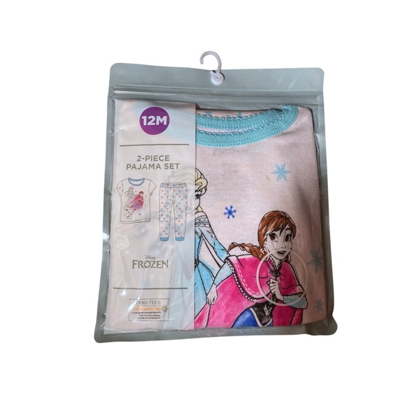 Disney Frozen Elsa And Anna Pajamas - Picture 5 of 6